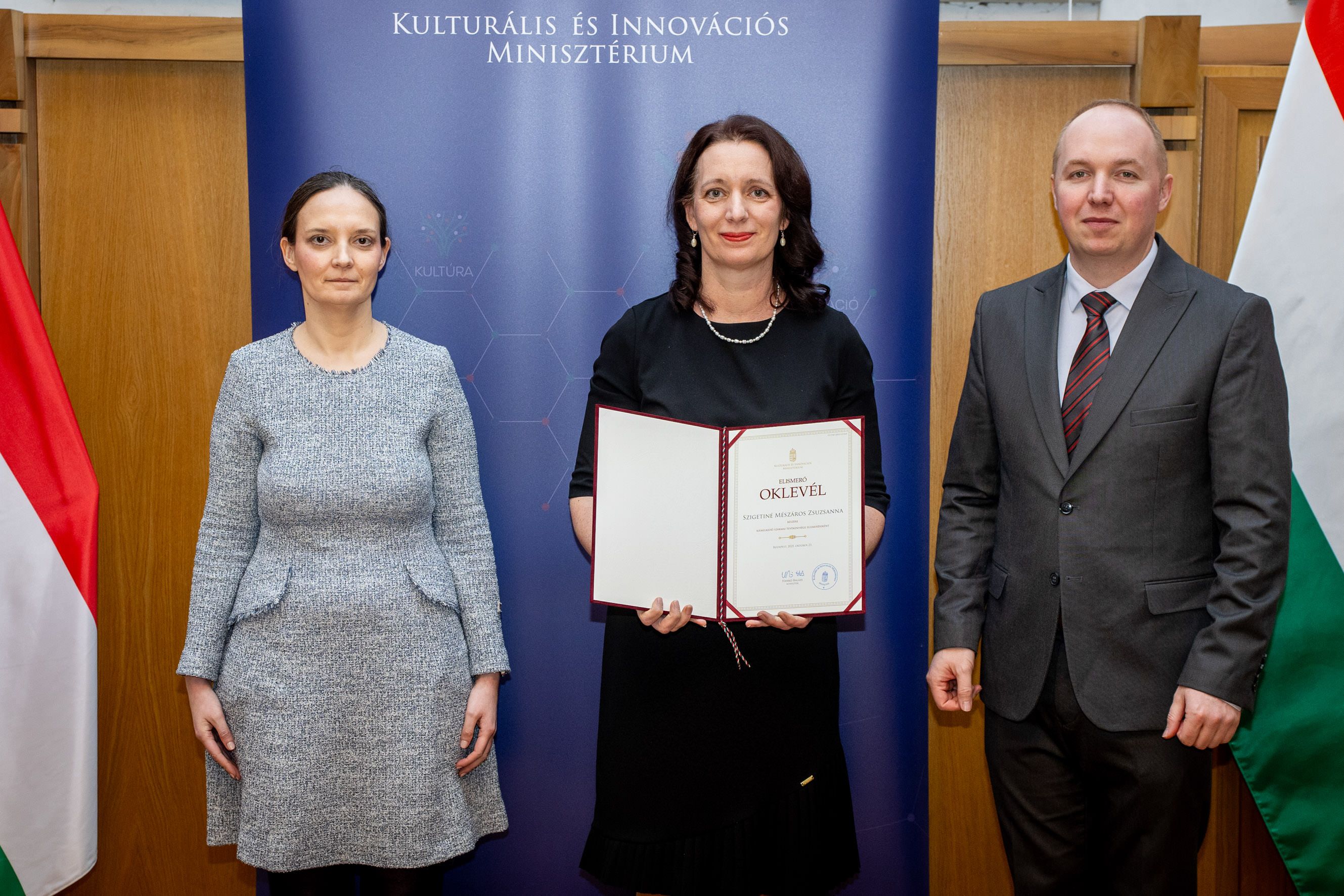 Miniszter elismerő oklevelet kapott a Boros oktatója!