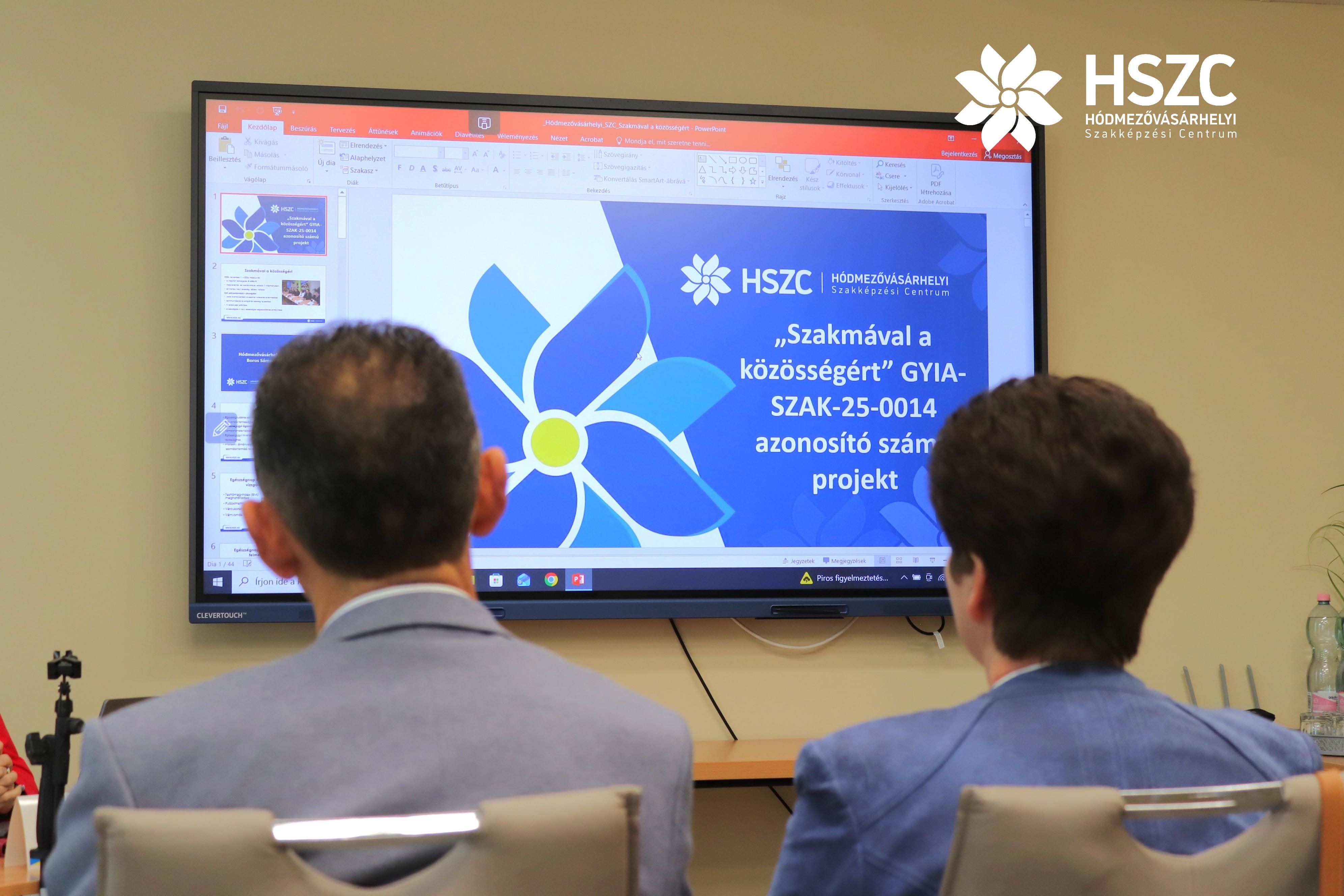 Jószolgálati önkéntesség és pályaorientációs programok támogatása a Centrum intézményeiben