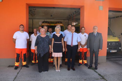 Újabb mentőállomás felújításában vettek részt a Centrum diákjai, oktatói