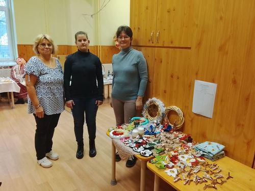 Karácsonyi jótékonykodás