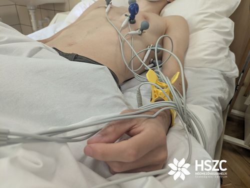 Minikórház az iskolában – megújult az Eötvös József Technikum egészségügyi tanterme