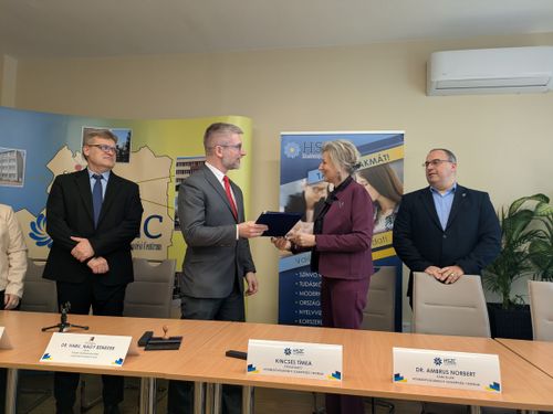 A Centrum újabb ajtót nyitott az egyetem ajtaját a diákjai számára