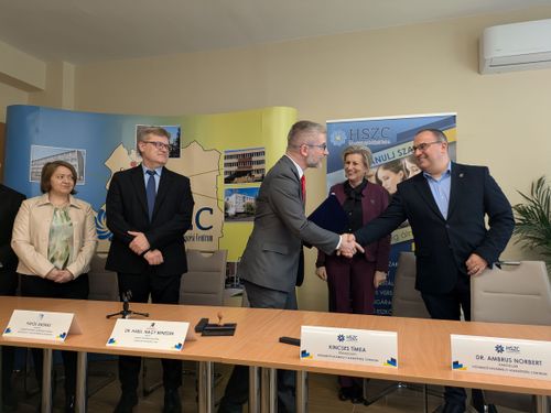 A Centrum újabb ajtót nyitott az egyetem ajtaját a diákjai számára